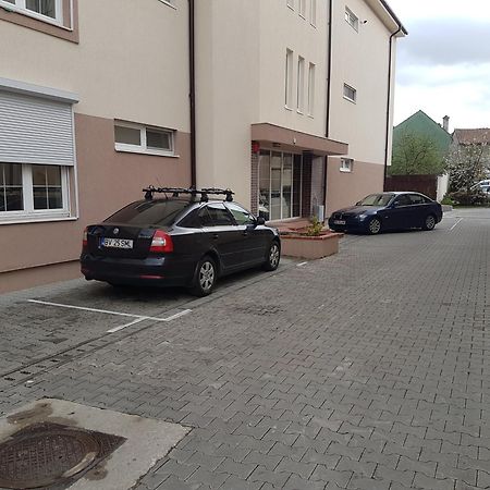 Schiller Apartment 57 - Free Private Parking Brašov Exteriér fotografie