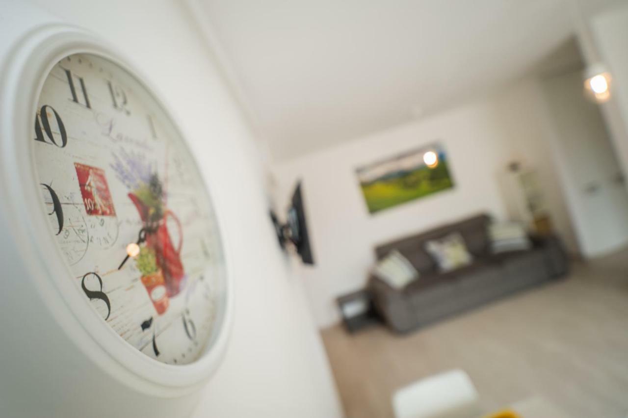 Schiller Apartment 57 - Free Private Parking Brašov Exteriér fotografie